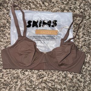 SKIMS Fits Everybody Unlined Demi Bra  34C BR-UWR-0234